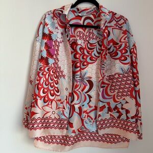 ZARA MULTICOLORED PRINTED BLOUSE.  Beautiful item. Size Small.
